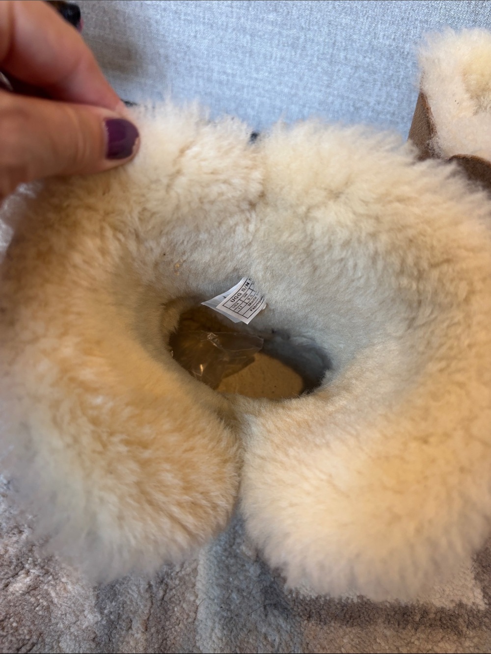 UGG Australia Bailey Button II
Chestnut (Women's) 11 - Picture 8 of 12